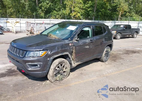 2021 Jeep Compass Trailhawk 4X4 z USA, uszkodzony, nr VIN 3C4NJDDB5MT556478